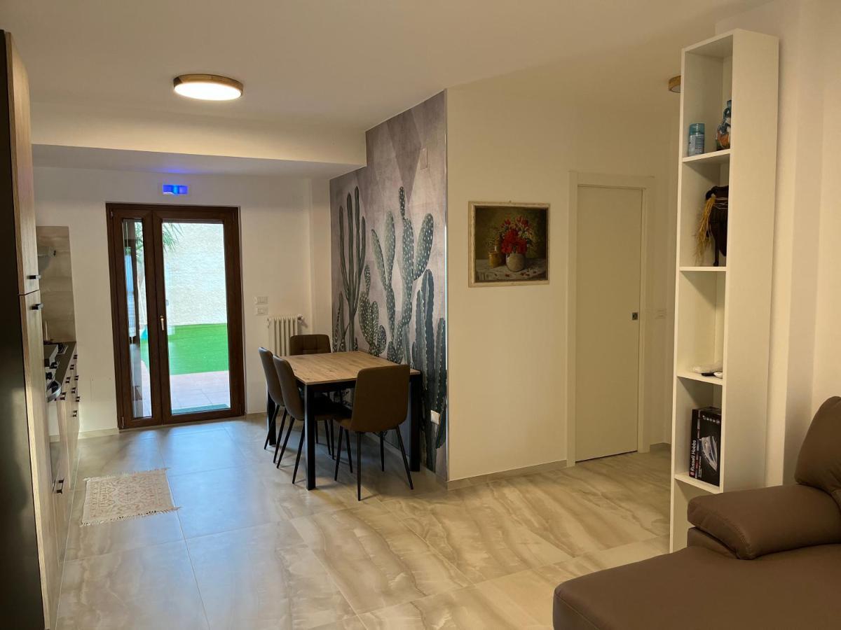 Villa Giorgia Al Mare Bisceglie Exteriör bild