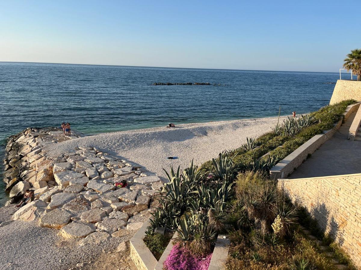 Villa Giorgia Al Mare Bisceglie Exteriör bild